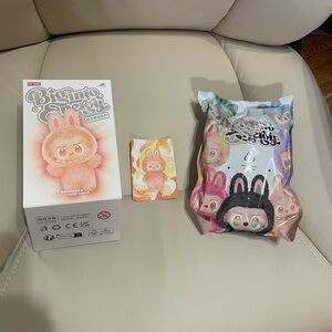 AUTHENTIC Labubu Big Into Energy Happiness